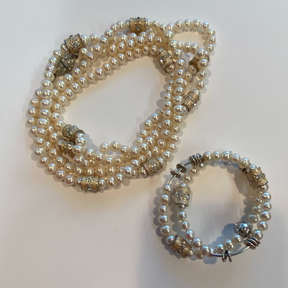Freshwater pearls creamy white, hand knotted 57” necklace and bracelet set - Picture 2 of 11